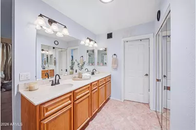 10122 W Turney Avenue, Phoenix, AZ 85037 - Photo 17
