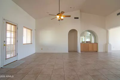 1210 E Clearview Drive, Casa Grande, AZ 85122 - Photo 7
