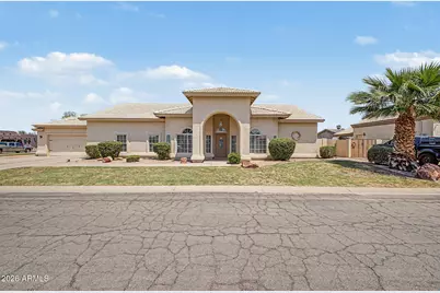 1210 E Clearview Drive, Casa Grande, AZ 85122 - Photo 1