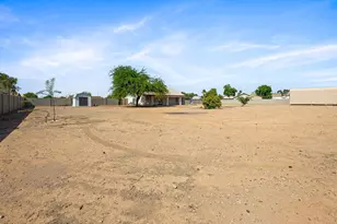12361 W Desert Oasis Cir, El Mirage, AZ 85335 - Photo 27