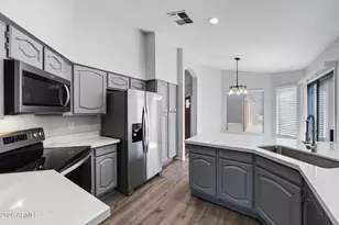 329 E Vaughn Ave, Gilbert, AZ 85234 - Photo 15