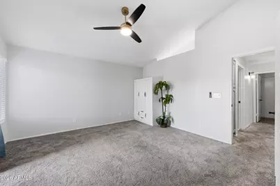 329 E Vaughn Avenue, Gilbert, AZ 85234 - Photo 27