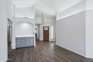 329 E Vaughn Ave, Gilbert, AZ 85234 - Photo 9