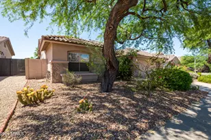 4409 E Lariat Ln, Phoenix, AZ 85050 - Photo 9
