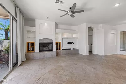 4409 E Lariat Lane, Phoenix, AZ 85050 - Photo 15