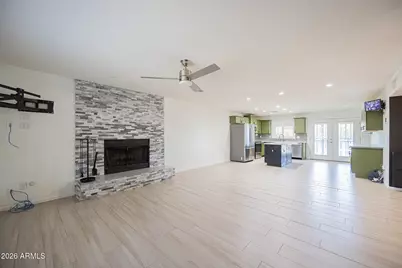17601 N 18th Drive, Phoenix, AZ 85023 - Photo 3