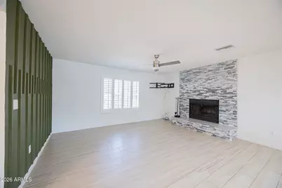 17601 N 18th Drive, Phoenix, AZ 85023 - Photo 5