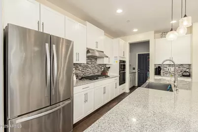 28757 N 121st Lane, Peoria, AZ 85383 - Photo 7