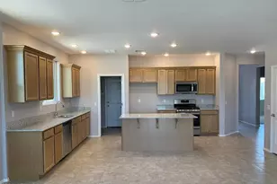 13484 W Range Mule Dr, Peoria, AZ 85383 - Photo 3