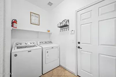 5614 S 26th Place, Phoenix, AZ 85040 - Photo 19
