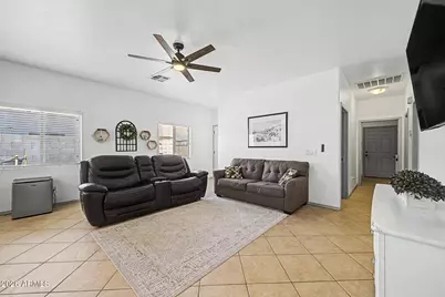 5614 S 26th Place, Phoenix, AZ 85040 - Photo 5
