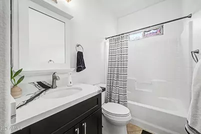5614 S 26th Place, Phoenix, AZ 85040 - Photo 15