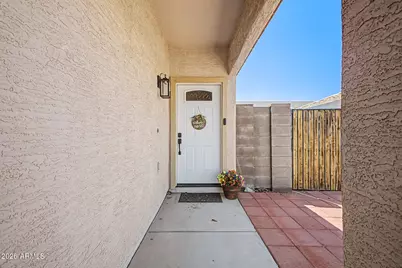 5614 S 26th Place, Phoenix, AZ 85040 - Photo 3