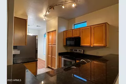 2250 E Deer Valley Road #Unit 21, Phoenix, AZ 85024 - Photo 5