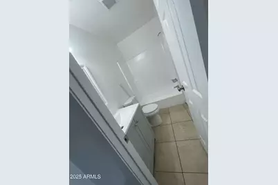 3232 W Jackson Street #Apt 4, Phoenix, AZ 85009 - Photo 5