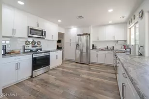 9605 W Briarwood Cir, Sun City, AZ 85351 - Photo 21