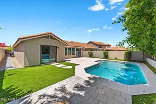 26235 N 41st Way, Phoenix, AZ 85050 - Photo 33