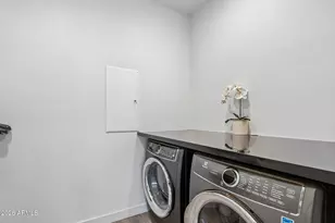 3200 N 39th St, Phoenix, AZ 85018 - Photo 13
