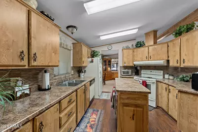 680 W Smoketree Street, Wickenburg, AZ 85390 - Photo 13