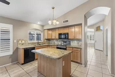 1654 N 125th Lane, Avondale, AZ 85392 - Photo 11