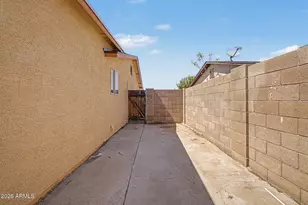 8141 W Indianola Ave, Phoenix, AZ 85033 - Photo 35