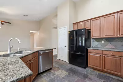 3562 E Red Oak Lane, Gilbert, AZ 85297 - Photo 13