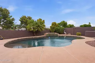 3562 E Red Oak Ln, Gilbert, AZ 85297 - Photo 17