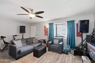 3011 E Yale St, Phoenix, AZ 85008 - Photo 3