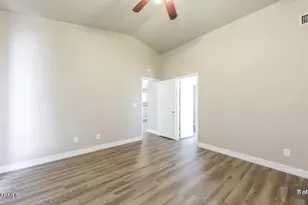 8142 W Mescal St, Peoria, AZ 85345 - Photo 11