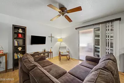 10610 S 48th Street #1062, Phoenix, AZ 85044 - Photo 1