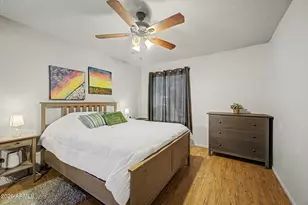 10610 S 48th St, Phoenix, AZ 85044 - Photo 7