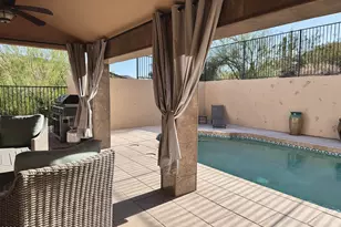 1044 W Indian Hills Pl, Phoenix, AZ 85023 - Photo 41