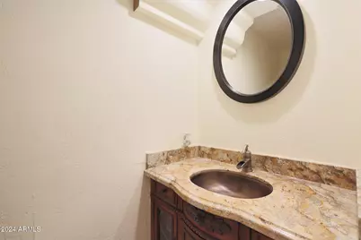 1044 W Indian Hills Place, Phoenix, AZ 85023 - Photo 43
