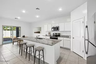 15607 W Corte Del Sol Este Estate, Waddell, AZ 85355 - Photo 7