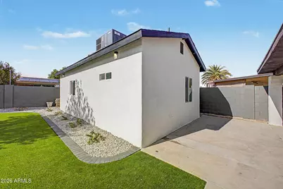6340 W Avalon Drive, Phoenix, AZ 85033 - Photo 5