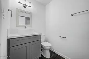 6340 W Avalon Dr, Phoenix, AZ 85033 - Photo 17