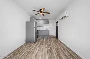 6340 W Avalon Dr, Phoenix, AZ 85033 - Photo 33