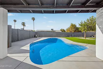 6340 W Avalon Drive, Phoenix, AZ 85033 - Photo 25