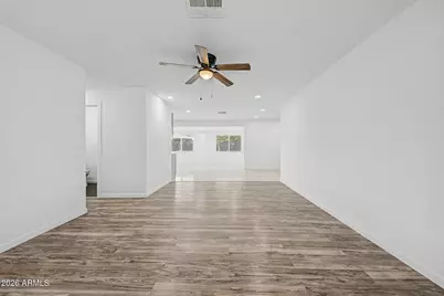 6340 W Avalon Drive, Phoenix, AZ 85033 - Photo 9