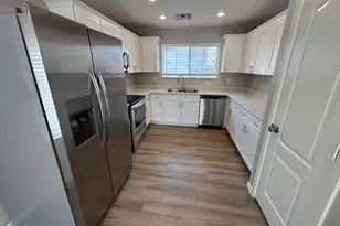 1094 E Lowell Ct, Gilbert, AZ 85295 - Photo 3