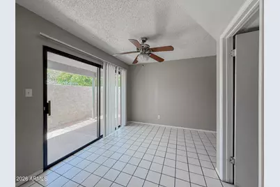 5172 W Olive Avenue, Glendale, AZ 85302 - Photo 7