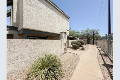 5172 W Olive Avenue, Glendale, AZ 85302 - Photo 3