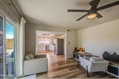 1214 E Desert Cove Avenue, Phoenix, AZ 85020 - Photo 19