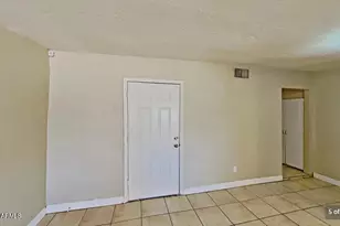 2747 N Greenfield Rd, Phoenix, AZ 85006 - Photo 5