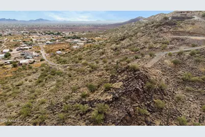 3217 W Blue Eagle Lane #-, Phoenix, AZ 85086 - Photo 3