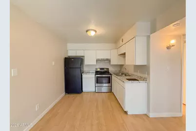 1703 W Mountain View Road #12, Phoenix, AZ 85021 - Photo 5