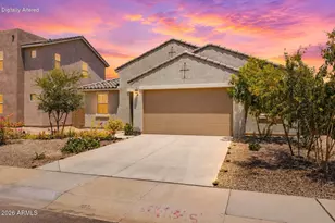 4564 W Gilbert Ln, San Tan Valley, AZ 85144 - Photo 1