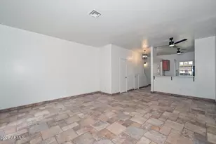 18837 N 34th Dr, Phoenix, AZ 85027 - Photo 9