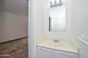 18837 N 34th Dr, Phoenix, AZ 85027 - Photo 13