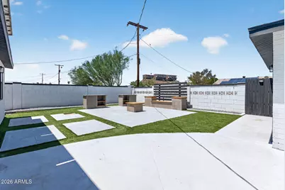 1142 E El Camino Drive, Phoenix, AZ 85020 - Photo 17